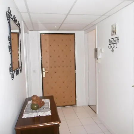 Appartement Et Jardin En Centre Saint-Raphaël